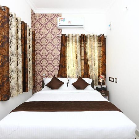 Thomas Inn Chennai Exterior photo
