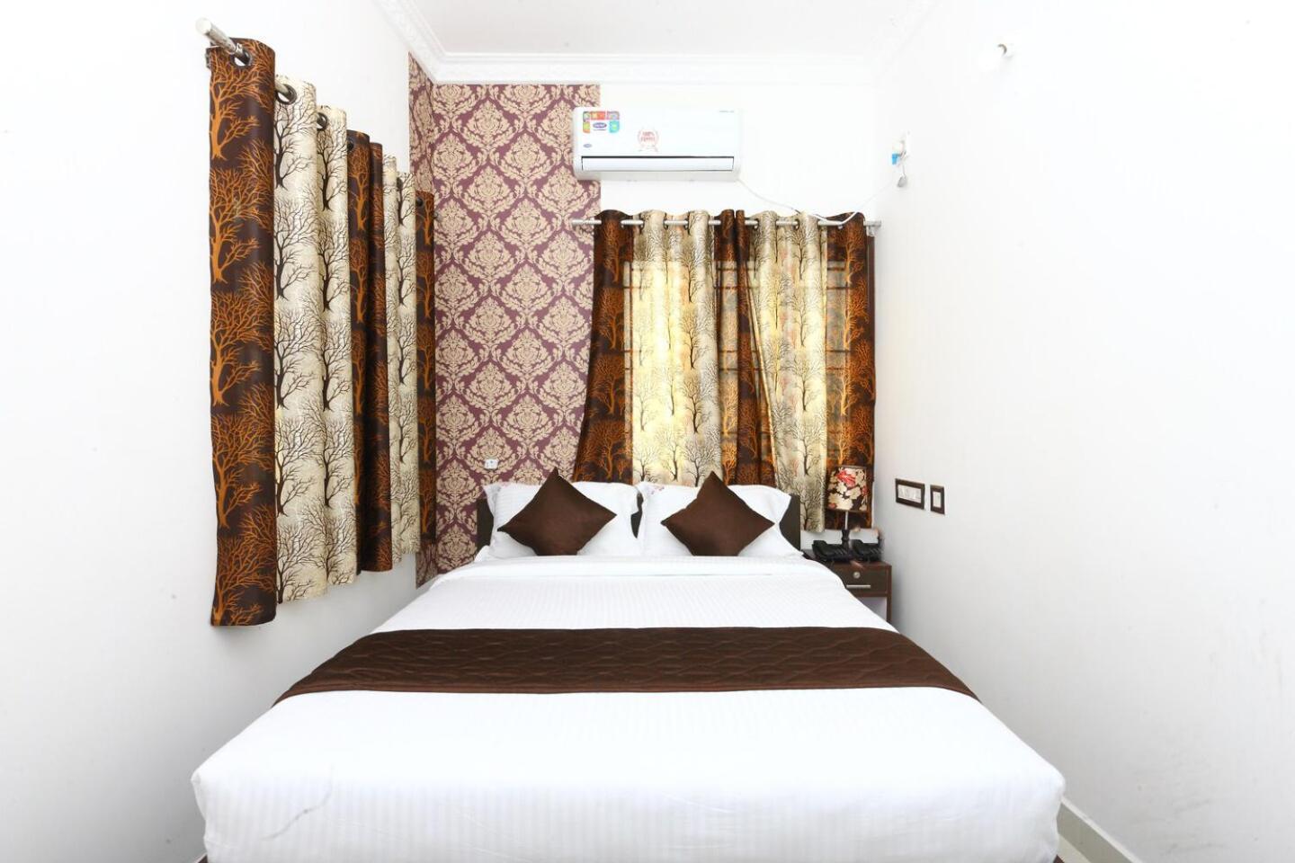 Thomas Inn Chennai Exterior photo