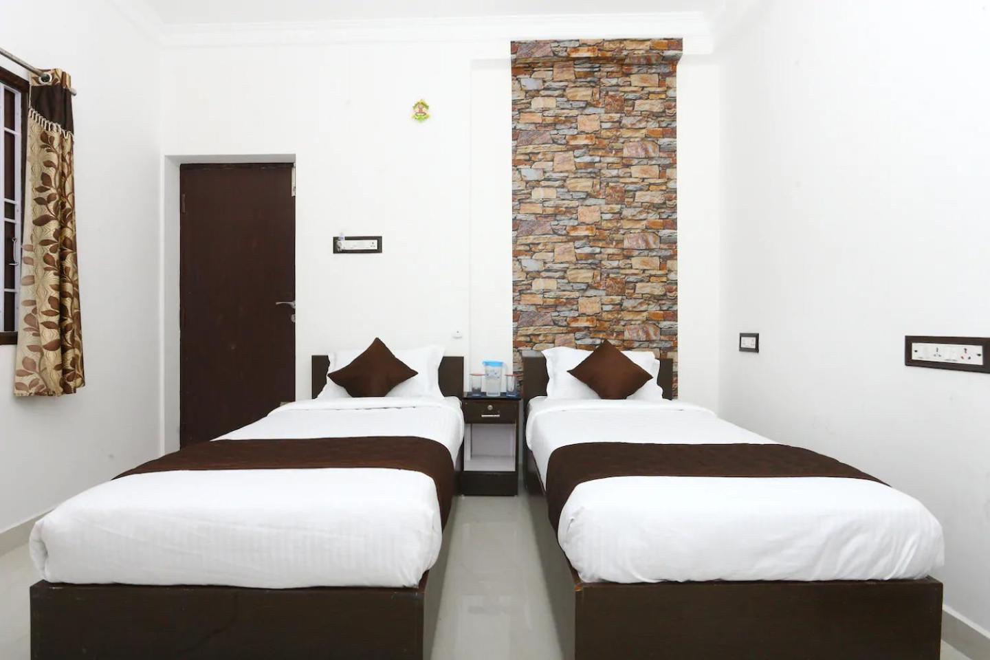 Thomas Inn Chennai Exterior photo